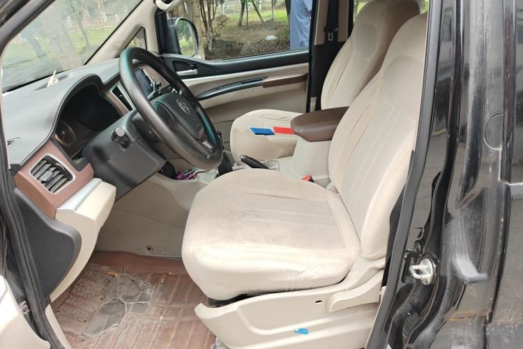 Used FORTHING Lingzhi 2019 M5L 1.6L 7-Seater Standard Model China VI Left Front Seat