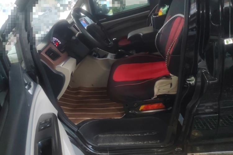 Used FORTHING Lingzhi 2019 M5L 1.6L 7-Seater Base Model China VI Standard Left Front Seat