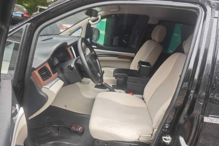 Used FORTHING Lingzhi 2019 M5L 1.6L 7-Seater Exclusive Model China VI Standard Left Front Seat