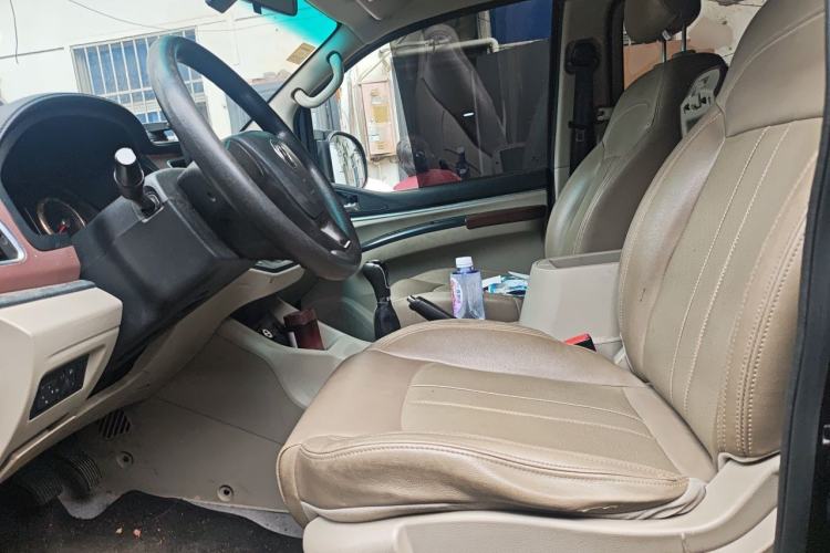 Used FORTHING Lingzhi 2019 M5L 1.6L 7-Seater Luxury Model China VI Standard Left Front Seat