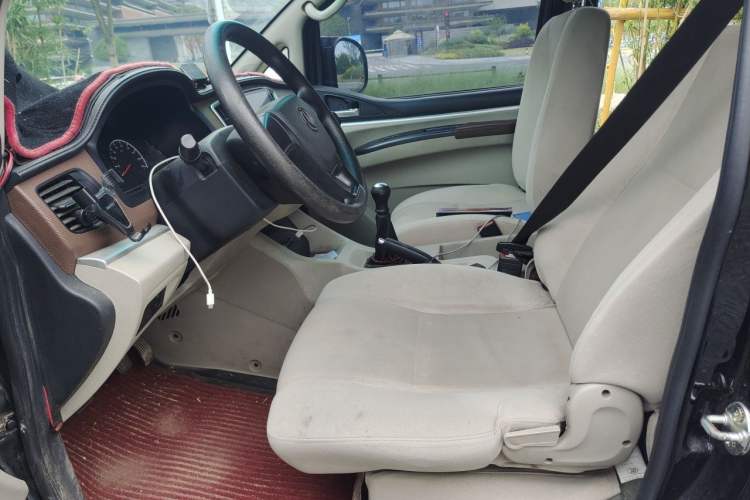 Used FORTHING Lingzhi 2019 M5L 1.6L 7-Seater Exclusive Model China VI Standard Left Front Seat
