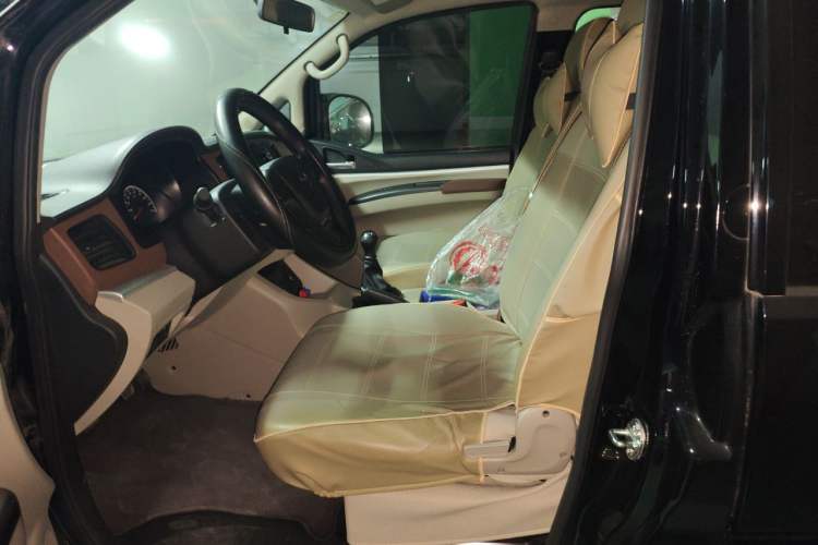 Used FORTHING Lingzhi 2019 M5L 1.6L 7-Seater Standard Model China VI Left Front Seat