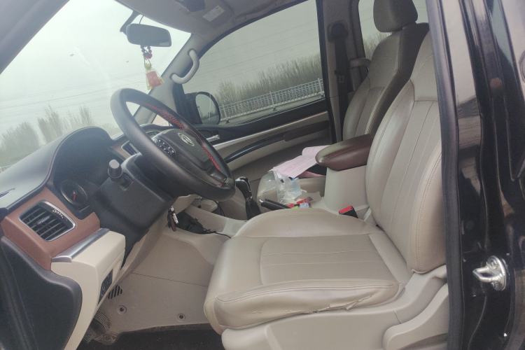 Used FORTHING Lingzhi 2019 M5 1.6L 7-Seater Luxury Model China VI Standard Left Front Seat