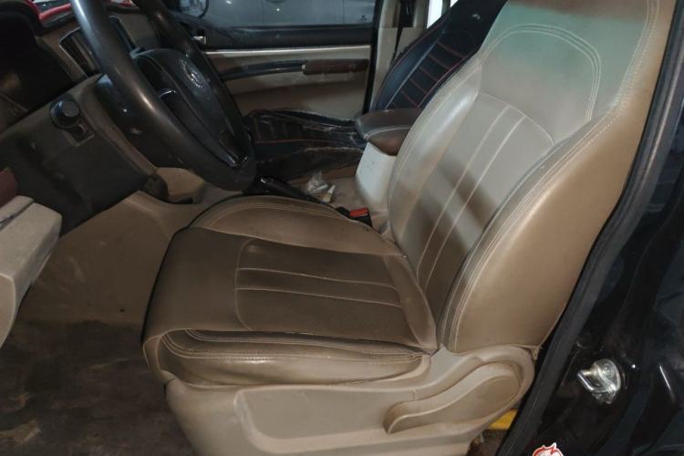 Used FORTHING Lingzhi 2019 M5L 1.6L 7-Seater Luxury Model China VI Standard Left Front Seat