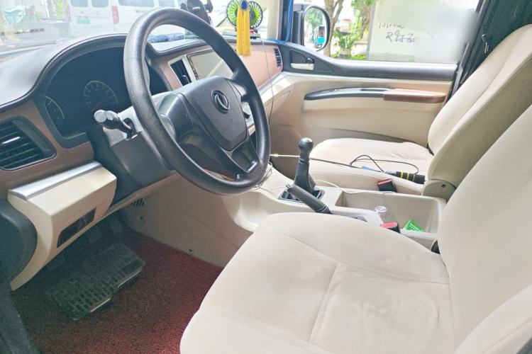 Used FORTHING Lingzhi 2019 M5L 1.6L 7-Seater Base Model China VI Standard Left Front Seat