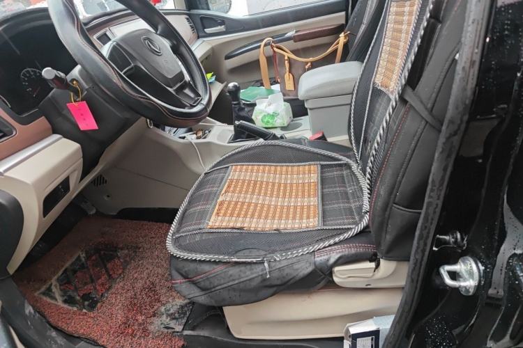 Used FORTHING Lingzhi 2019 Facelifted M5L 1.6L 7-Seater Base Model China VI Standard Left Front Seat