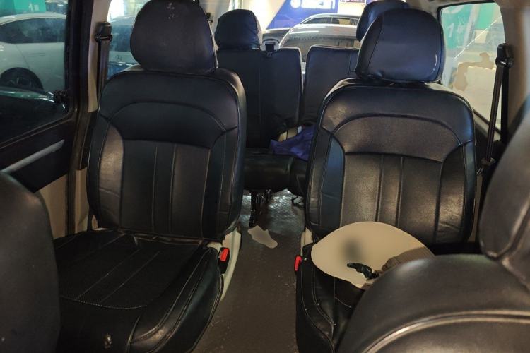 Used FORTHING Lingzhi 2019 M5L 1.6L 7-Seater Base Model China VI Standard Left Rear Seat