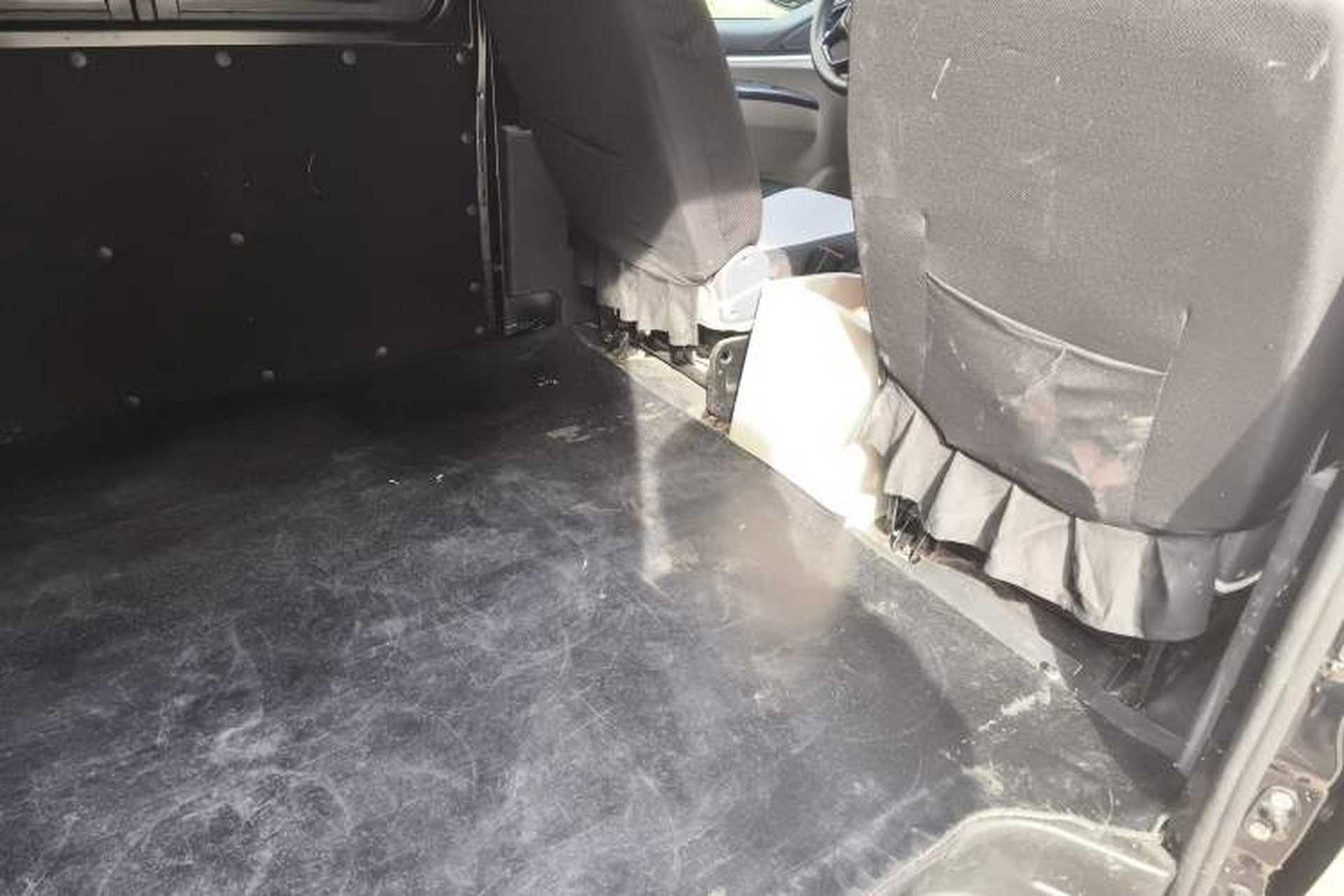 Used FORTHING Lingzhi 2019 V3 1.6L 2-Seat Standard Model China VI Left Rear Seat