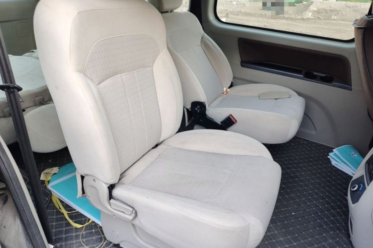 Used FORTHING Lingzhi 2019 M5L 1.6L 7-Seater Comfort Model China VI Standard Left Rear Seat