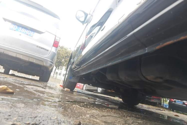 Used FORTHING Lingzhi 2019 M5L 1.6L 7-Seater Exclusive Model China VI Standard Left Side Sill