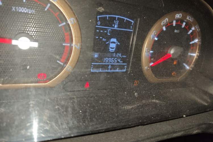 Used FORTHING Lingzhi 2019 M5L 1.6L 7-Seater Base Model China VI Standard Odometer Close Up
