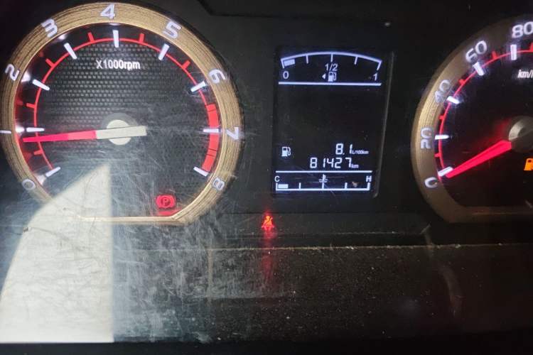 Used FORTHING Lingzhi 2019 M5 1.6L Exclusive Edition 6 Seats Odometer Close Up