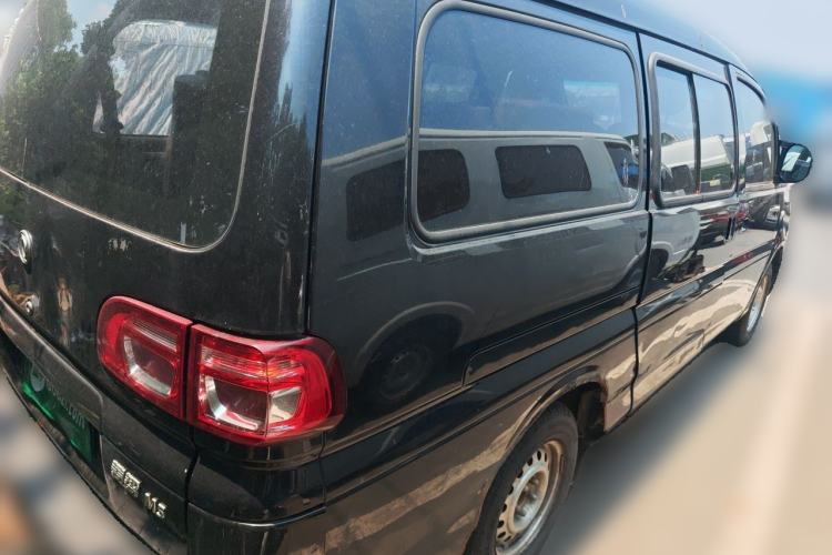 Used FORTHING Lingzhi 2019 M5L 1.6L 7-Seater Base Model China VI Standard Rear Right 45 Deg