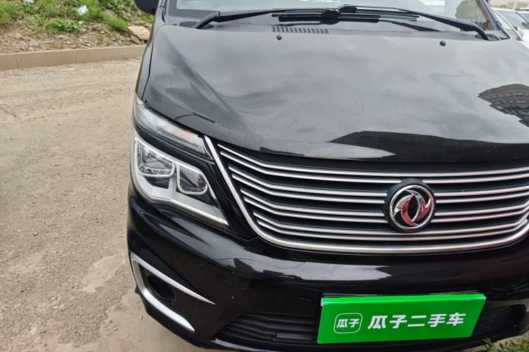 Used FORTHING Lingzhi 2019 M5 1.6L Exclusive Edition 6 Seats Right Front Headlight