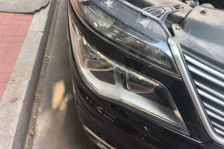 Used FORTHING Lingzhi 2019 M5L 1.6L 7-Seater Exclusive Model China VI Standard Right Front Headlight