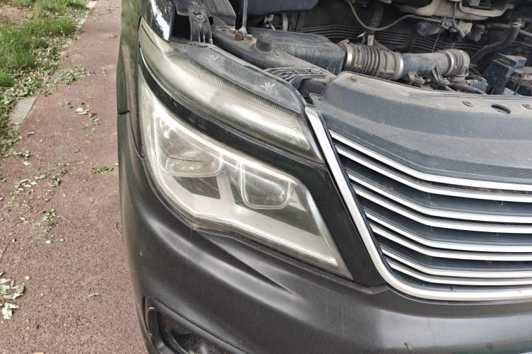 Used FORTHING Lingzhi 2019 V3 1.6L 2-Seat Standard Model China VI Right Front Headlight