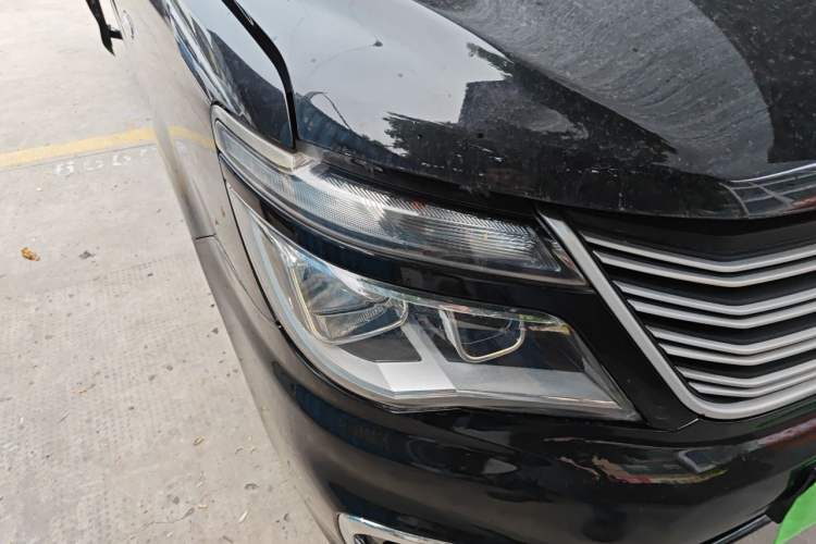 Used FORTHING Lingzhi 2019 M5L 1.6L 7-Seater Exclusive Model China VI Standard Right Front Headlight