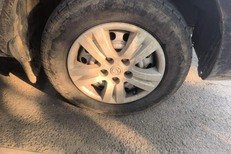 Used FORTHING Lingzhi 2019 M5 1.6L 7-Seater Base Model China VI Right Front Wheel Hub