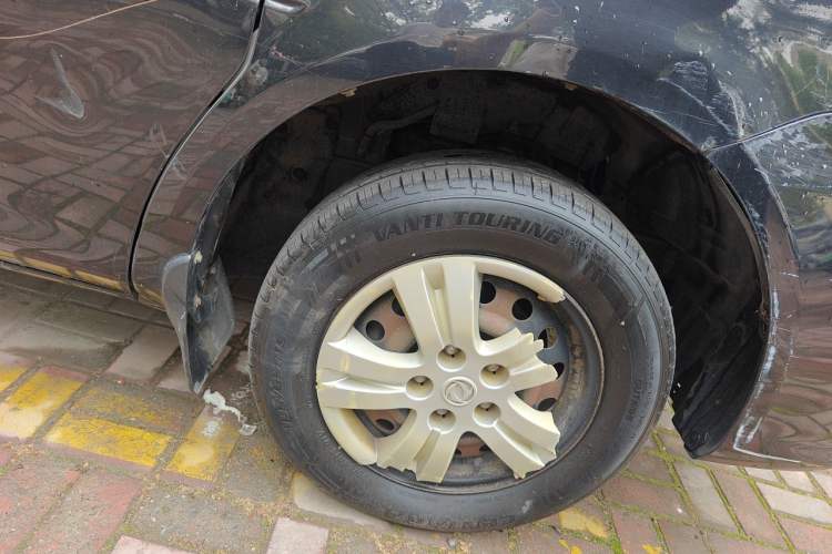 Used FORTHING Lingzhi 2019 M5L 1.6L 7-Seater Standard Model China VI Right Front Wheel Hub