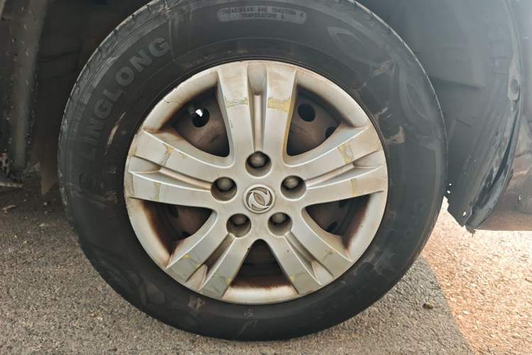 Used FORTHING Lingzhi 2019 Facelifted M5L 1.6L 7-Seater Base Model China VI Standard Right Front Wheel Hub