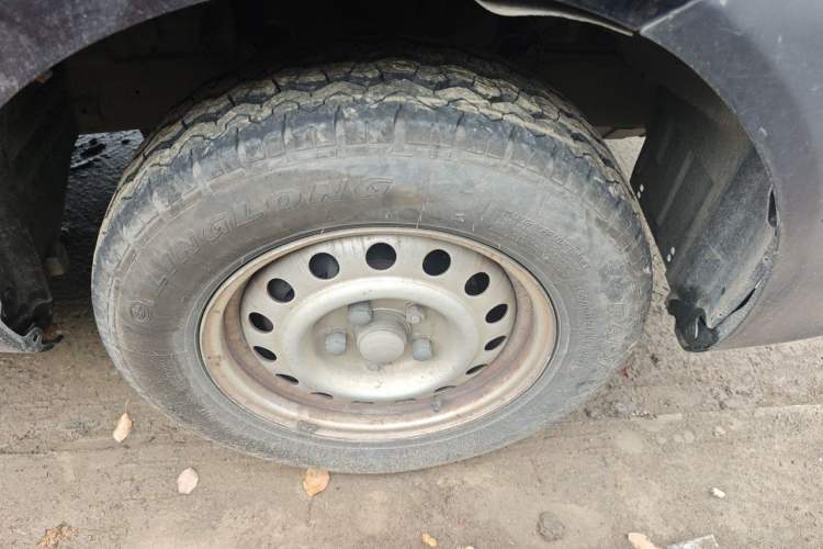 Used FORTHING Lingzhi 2019 M5 1.6L 7-Seater Base Model China VI Right Front Wheel Hub