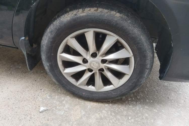 Used FORTHING Lingzhi 2019 M5 1.6L 7-Seater Luxury Model China VI Standard Right Front Wheel Hub