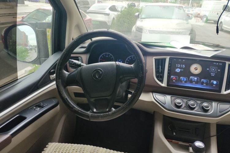 Used FORTHING Lingzhi 2019 M5L 1.6L 7-Seater Base Model China VI Standard Steering Wheel