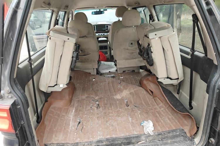 Used FORTHING Lingzhi 2019 M5L 1.6L 7-Seater Standard Model China VI Trunk