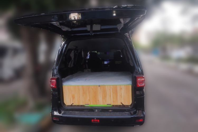 Used FORTHING Lingzhi 2019 M5L 1.6L 7-Seater Base Model China VI Standard Trunk