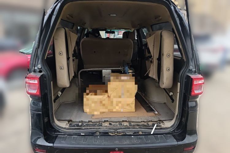 Used FORTHING Lingzhi 2019 M5 1.6L Exclusive Edition 6 Seats Trunk