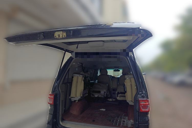Used FORTHING Lingzhi 2019 M5L 1.6L 7-Seater Standard Model China VI Trunk