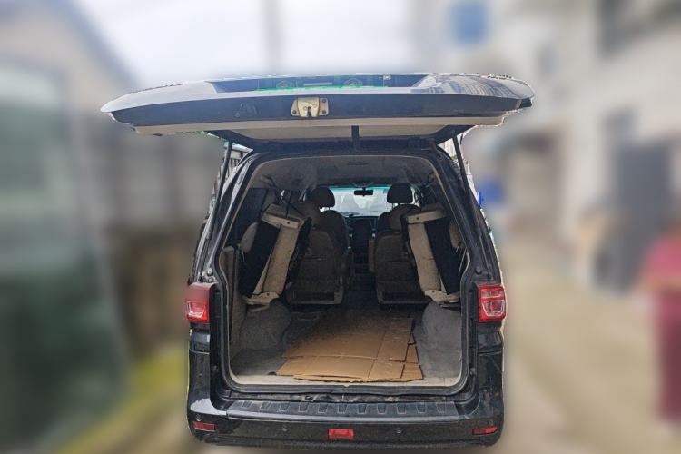 Used FORTHING Lingzhi 2019 M5L 1.6L 7-Seater Luxury Model China VI Standard Trunk