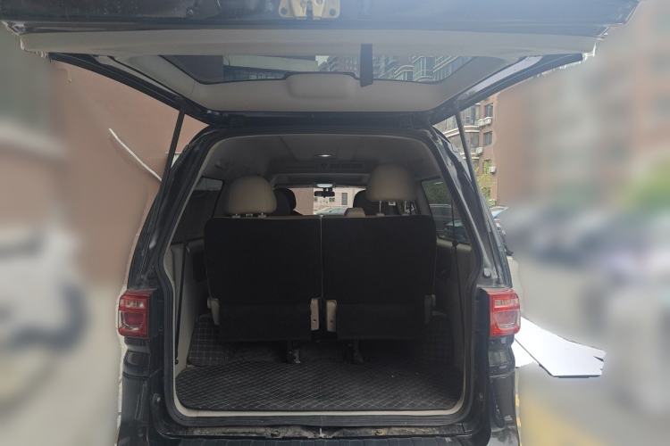 Used FORTHING Lingzhi 2019 M5L 1.6L 7-Seater Luxury Model China VI Standard Trunk