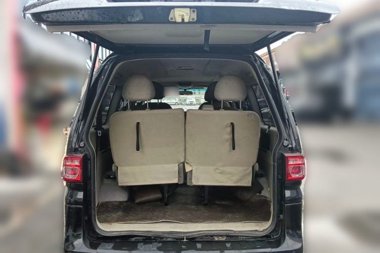 Used FORTHING Lingzhi 2019 M5L 1.6L 7-Seater Base Model China VI Standard Trunk