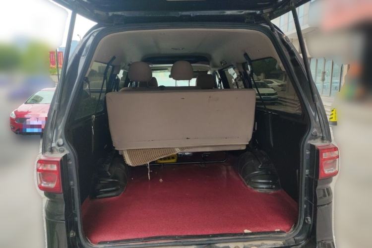 Used FORTHING Lingzhi 2019 M5L 1.6L 7-Seater Base Model China VI Standard Trunk