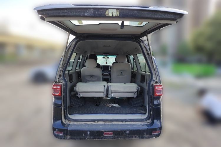 Used FORTHING Lingzhi 2019 M5L 1.6L 7-Seater Comfort Model China VI Standard Trunk