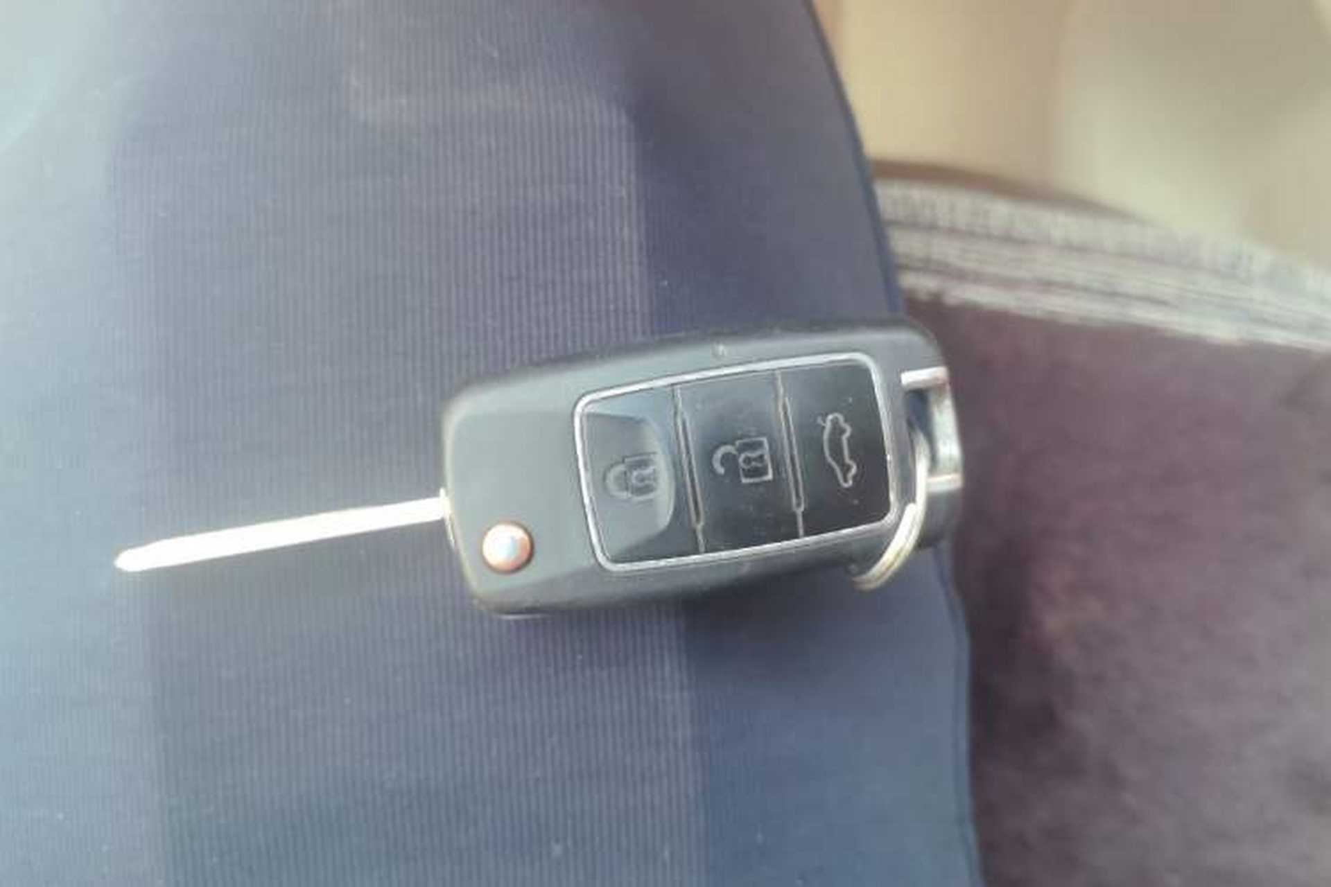 Used FORTHING Lingzhi 2019 M5L 1.6L 7-Seater Luxury Model China VI Standard Vehicle Key