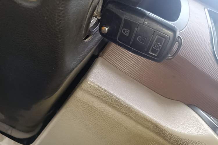 Used FORTHING Lingzhi 2019 M5L 1.6L 7-Seater Exclusive Model China VI Standard Vehicle Key