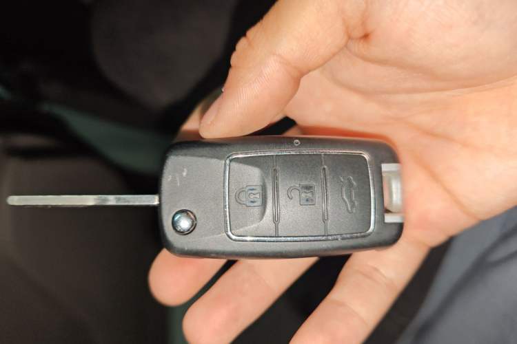 Used FORTHING Lingzhi 2019 M5L 1.6L 7-Seater Standard Model China VI Vehicle Key