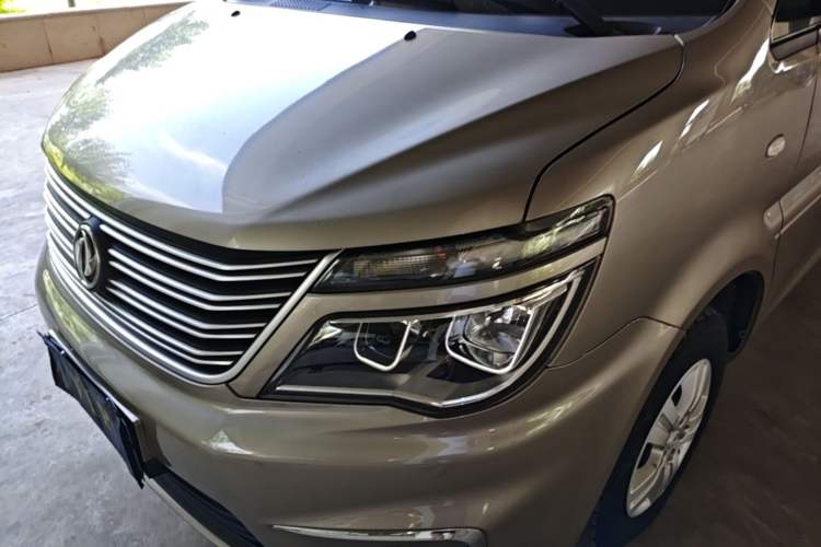 Used FORTHING Lingzhi 2019 M5L 1.6L 9-Seater Base Model China VI Standard Left Front Headlight