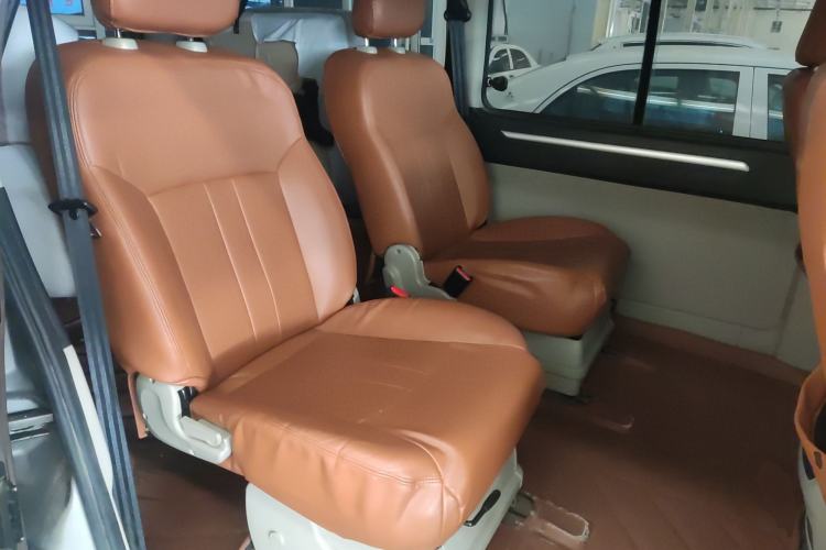 Used FORTHING Lingzhi 2019 M5L 1.6L 7-Seater Standard Model China VI Left Rear Seat