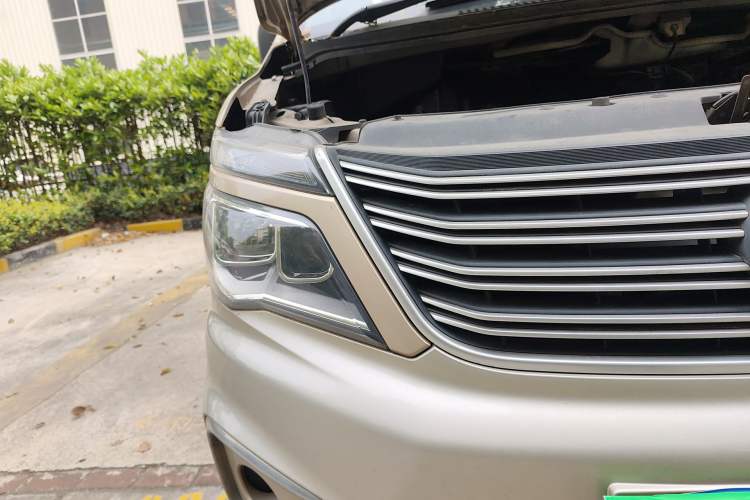 Used FORTHING Lingzhi 2019 M5L 1.6L 9-Seater Base Model China VI Standard Exterior 6