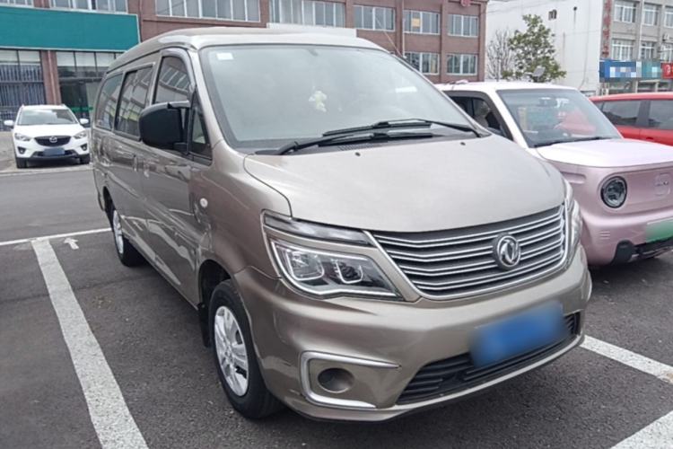 Used FORTHING Lingzhi 2019 M5L 1.6L 7-Seater Base Model China VI Standard Front Right 45 Deg