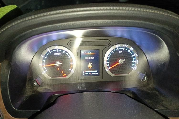 Used FORTHING Lingzhi 2019 M5 1.6L 7-Seater Luxury Model China VI Standard Instrument Cluster