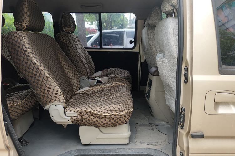 Used FORTHING Lingzhi 2019 M5L 1.6L 9-Seater Base Model China VI Standard Interior 4