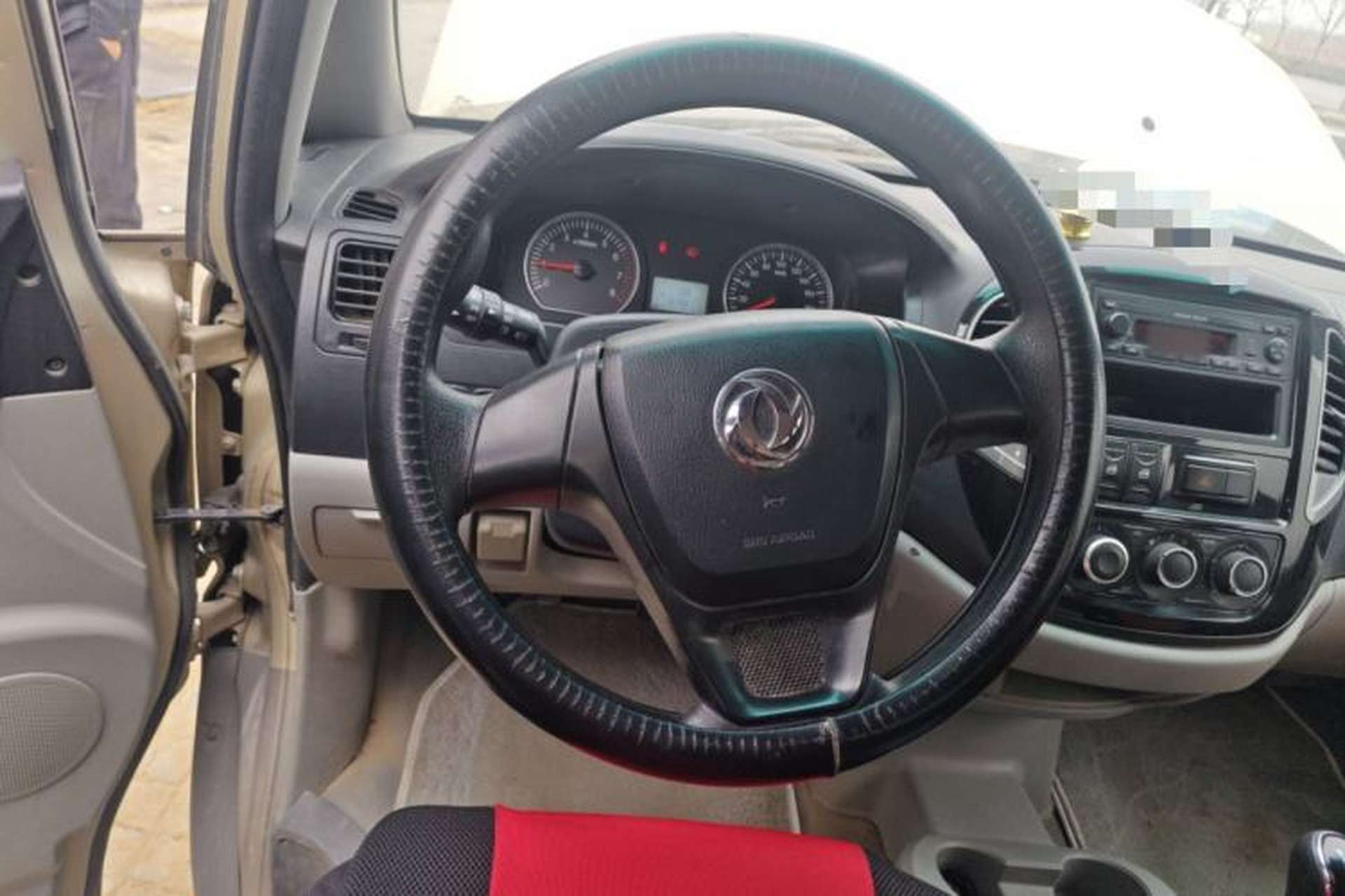 Used FORTHING Lingzhi 2019 Facelifted M3L 1.6L 7-Seater Standard Model Steering Wheel