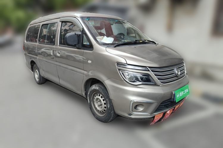 Used FORTHING Lingzhi 2019 M5 1.6L 7-Seater Base Model China VI Front Right 45 Deg