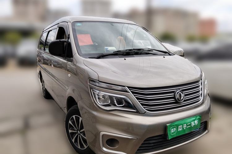 Used FORTHING Lingzhi 2019 M5L 1.6L 7-Seater Comfort Model China VI Standard Front Right 45 Deg