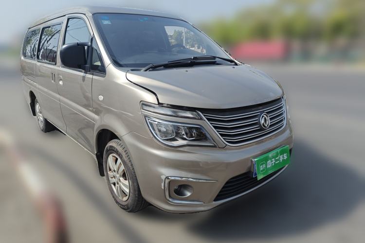 Used FORTHING Lingzhi 2019 M5L 1.6L 7-Seater Standard Model China VI Front Right 45 Deg