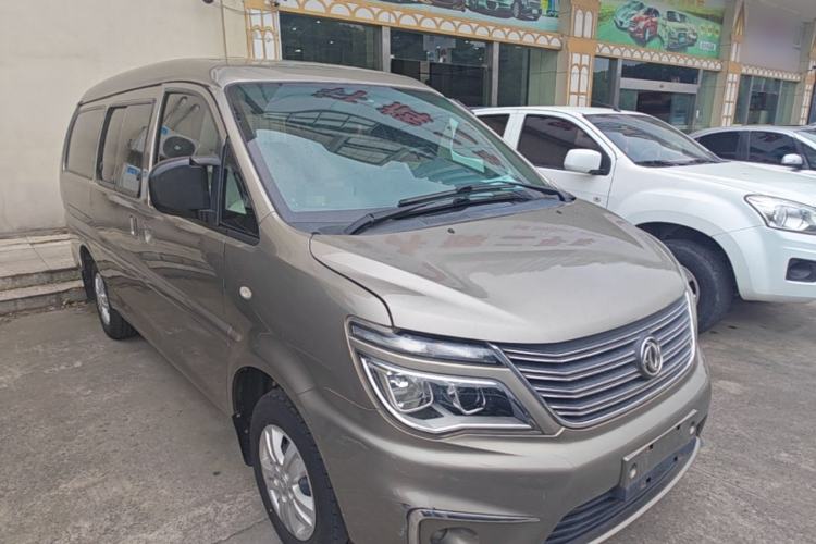 Used FORTHING Lingzhi 2019 M5 1.6L Exclusive Edition 7-Seater Front Right 45 Deg